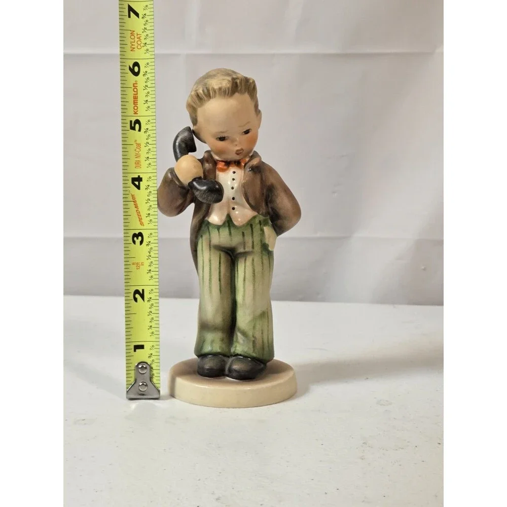 Vintage Goebel Hummel #124 “Hello” Figurine TMK-3 Stylized Bee 6” W Germany